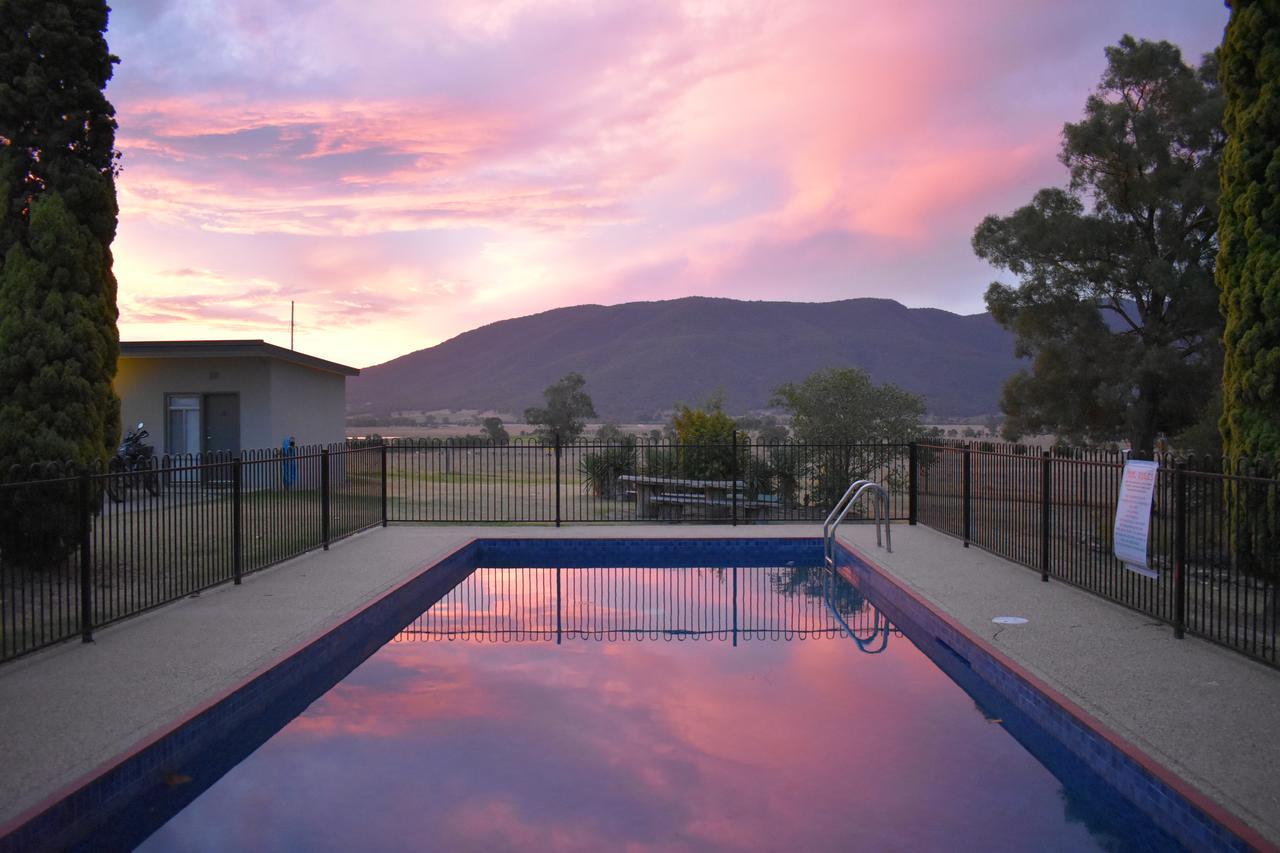 Mountain View Motel Corryong Zewnętrze zdjęcie