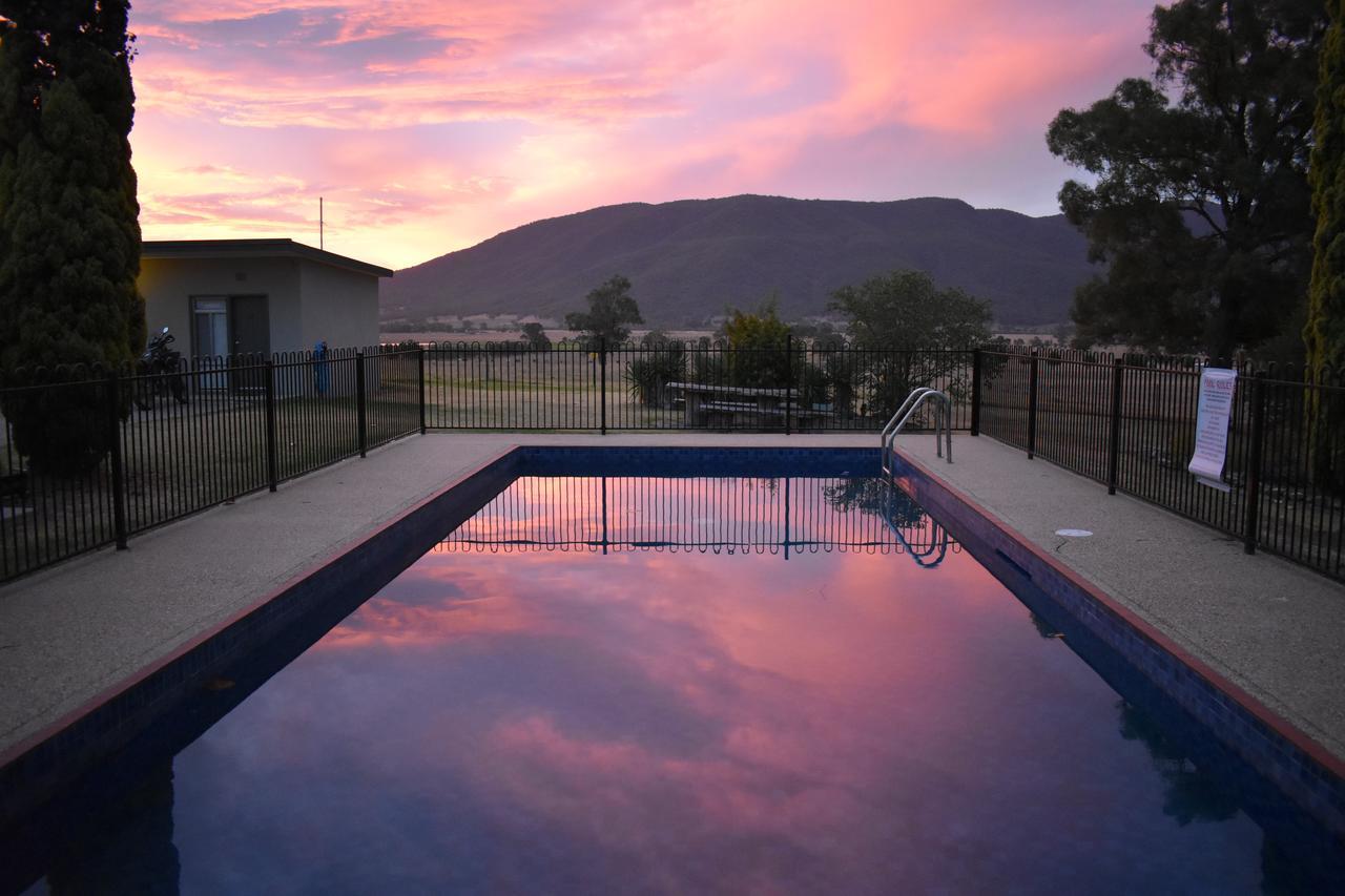 Mountain View Motel Corryong Zewnętrze zdjęcie