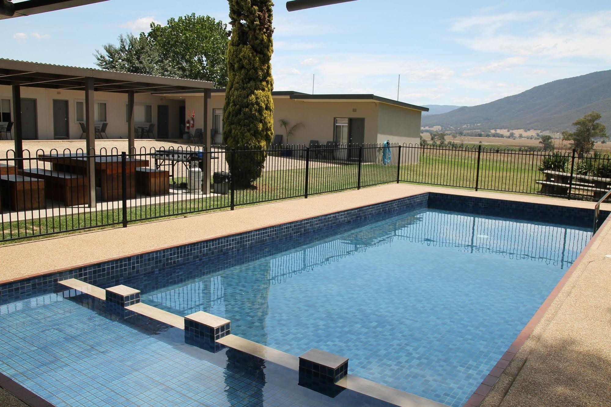 Mountain View Motel Corryong Zewnętrze zdjęcie